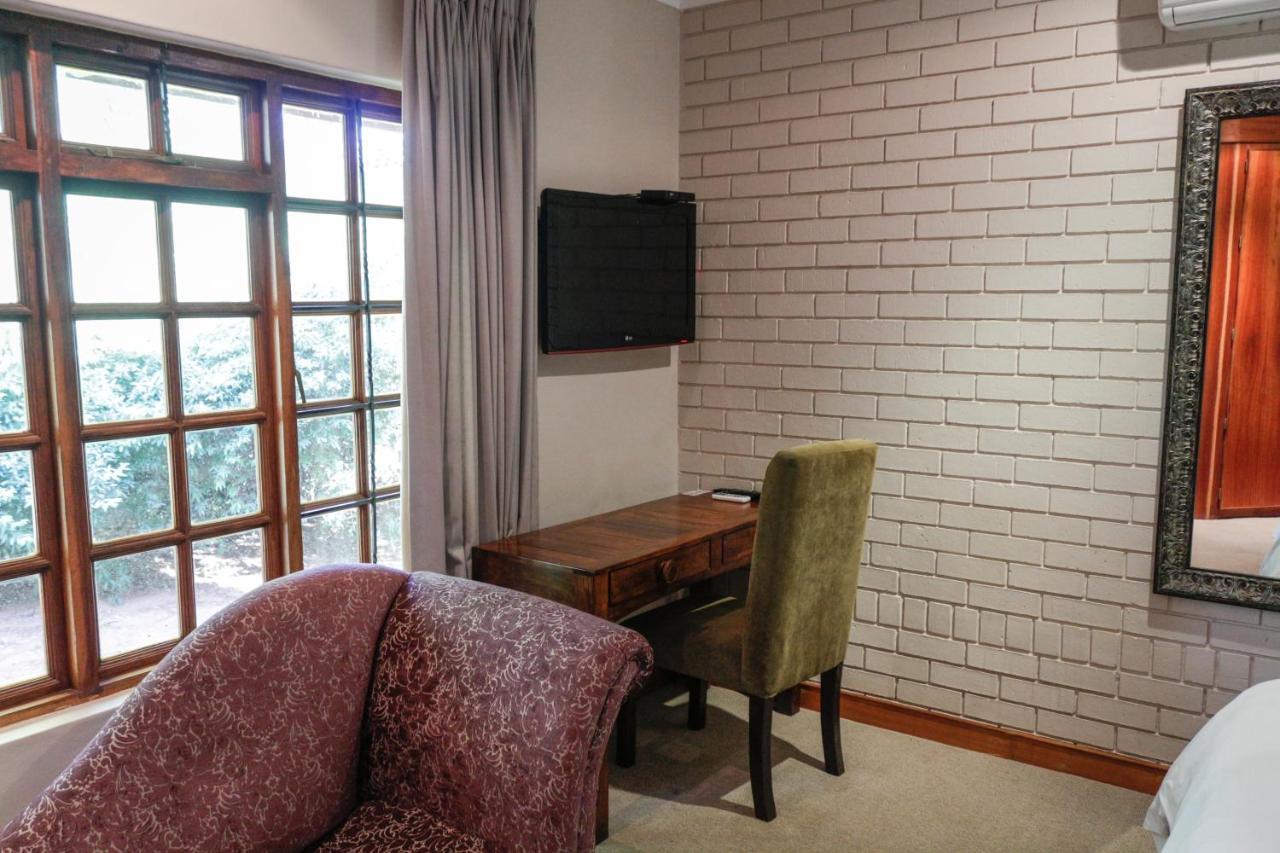25 On Catherine Pretoria-Noord Exterior foto