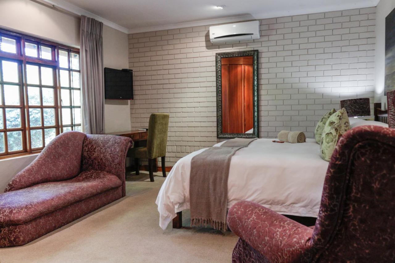25 On Catherine Pretoria-Noord Exterior foto
